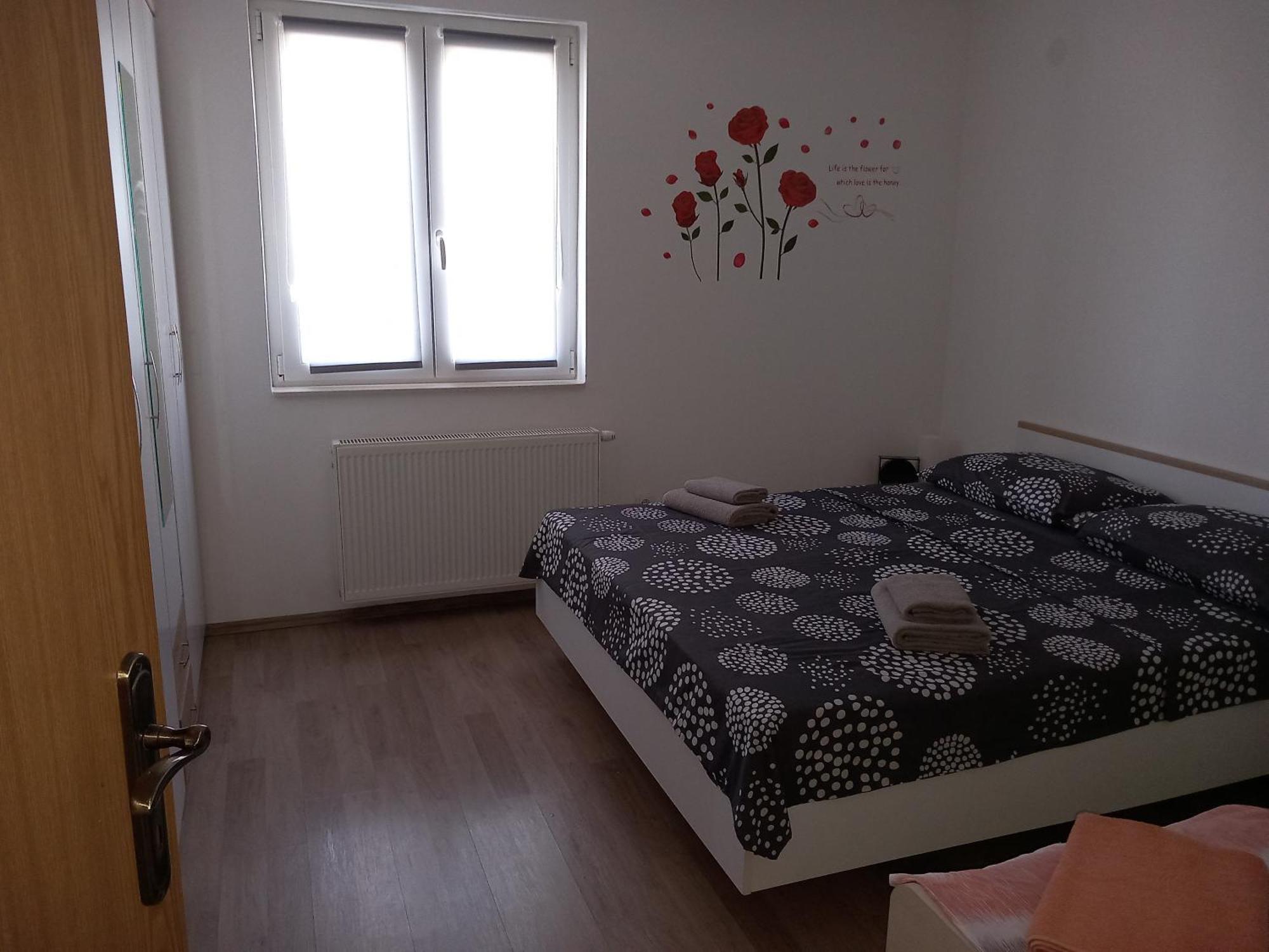 Apartman Niko Malinska Eksteriør billede