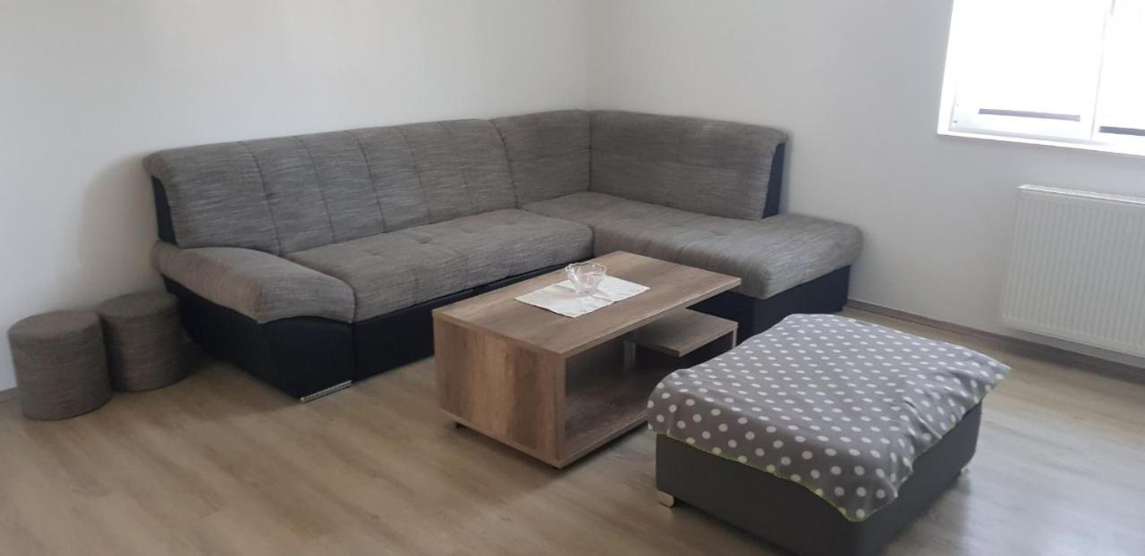 Apartman Niko Malinska Eksteriør billede